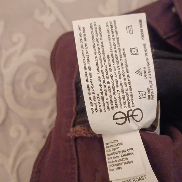 Gloria Vanderbilt jeans - Picture 7 of 8